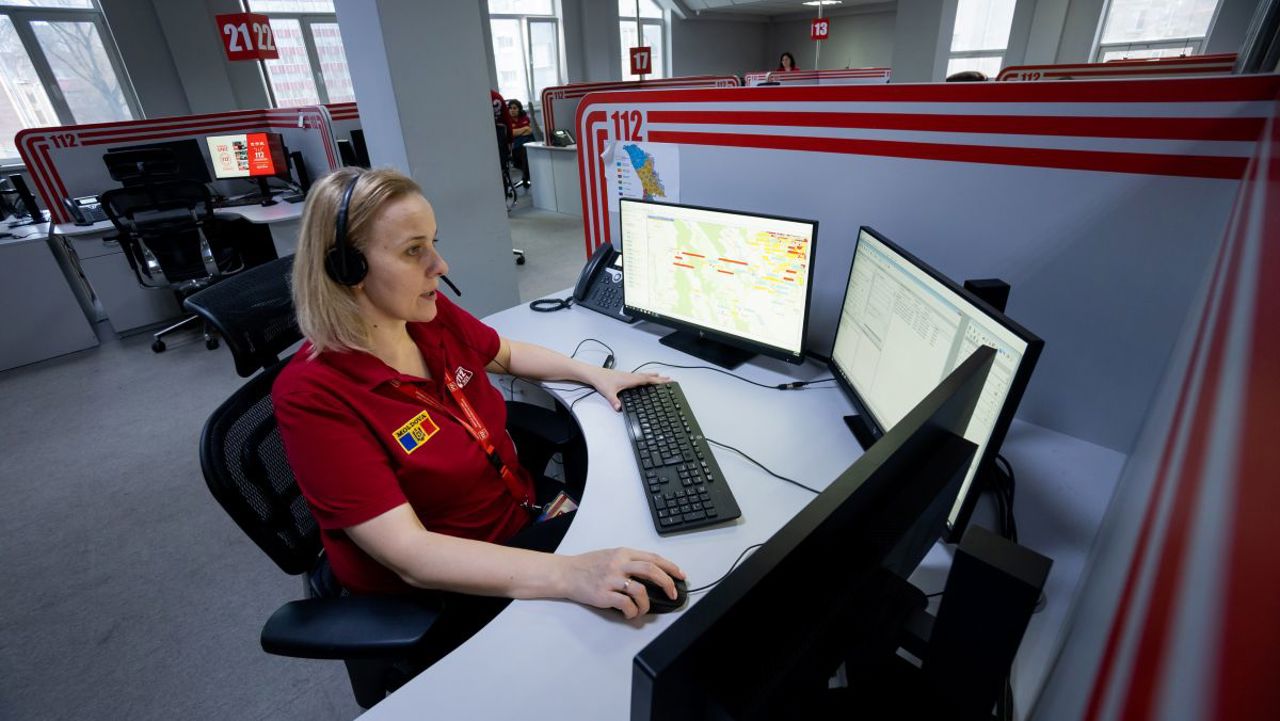 Serviciul 112, sub presiune din cauza apelurilor non-urgente: Curtea de Conturi dă un semnal de alarmă