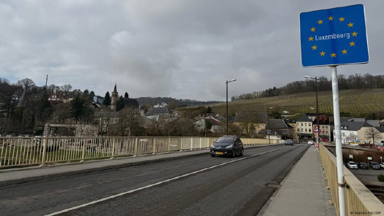 ЕС предлагает ввести строгий контроль за перемещениями российских дипломатов по территории Европы