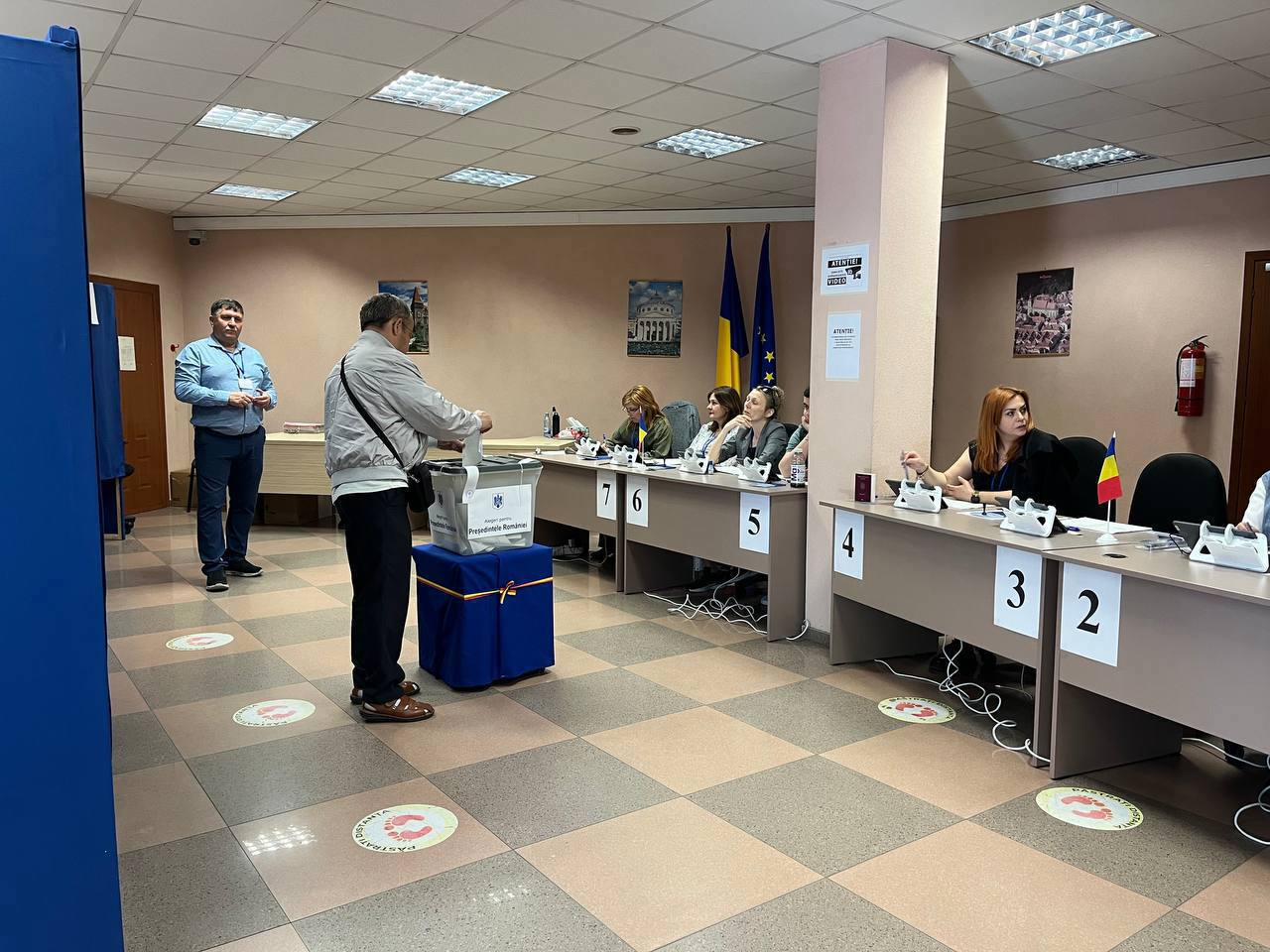 Mobilizare fără precedent a românilor din R. Moldova la vot. Expert: Votul diasporei va fi decisiv