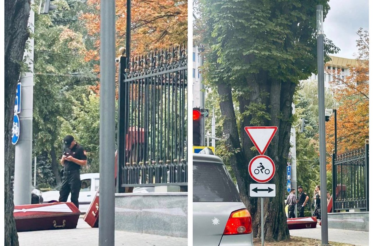 Sicrie aduse în fața Președinției: Poliția a reținut cinci persoane, printre care și minori