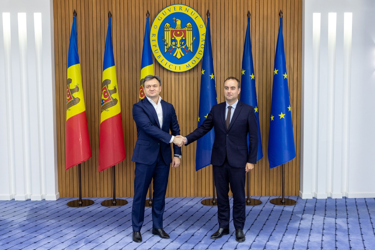 Moldova, France to intensify defence cooperation