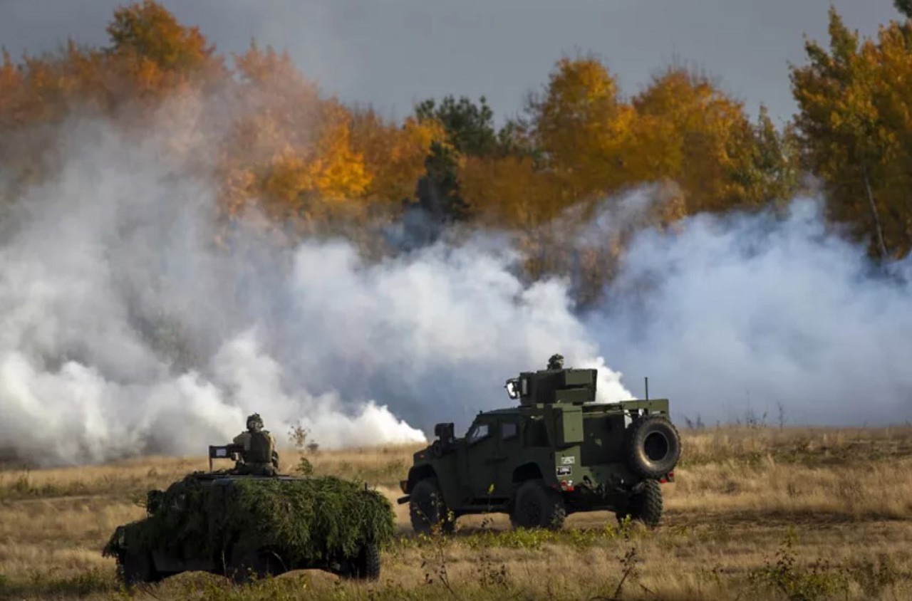 Suedia trimite trupe în prima linie a NATO în timp ce se pregătește pentru aderarea la alianță