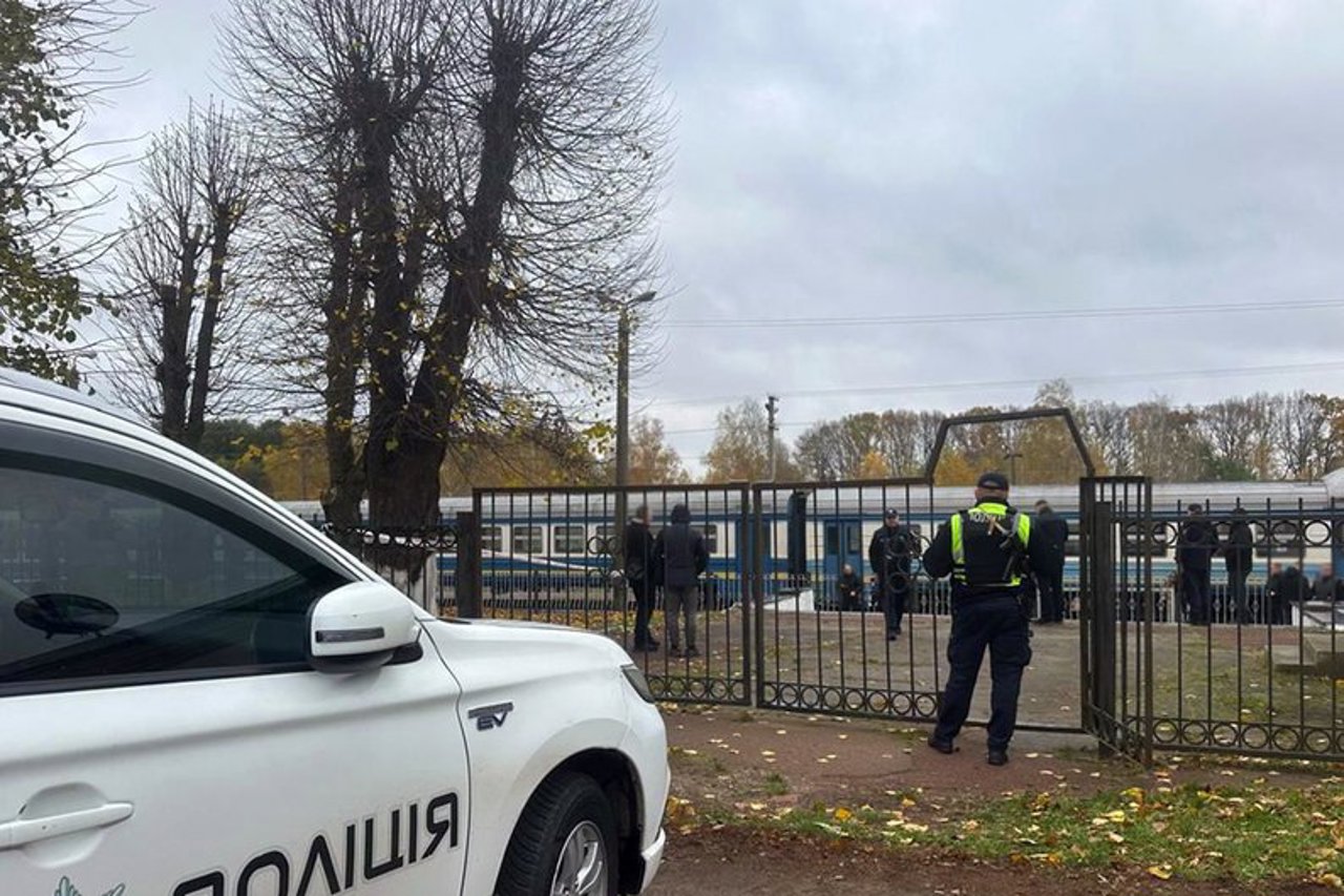 Tragedie în regiunea Jîtomîr: patru morți și 12 răniți după detonarea unei grenade într-un tren 