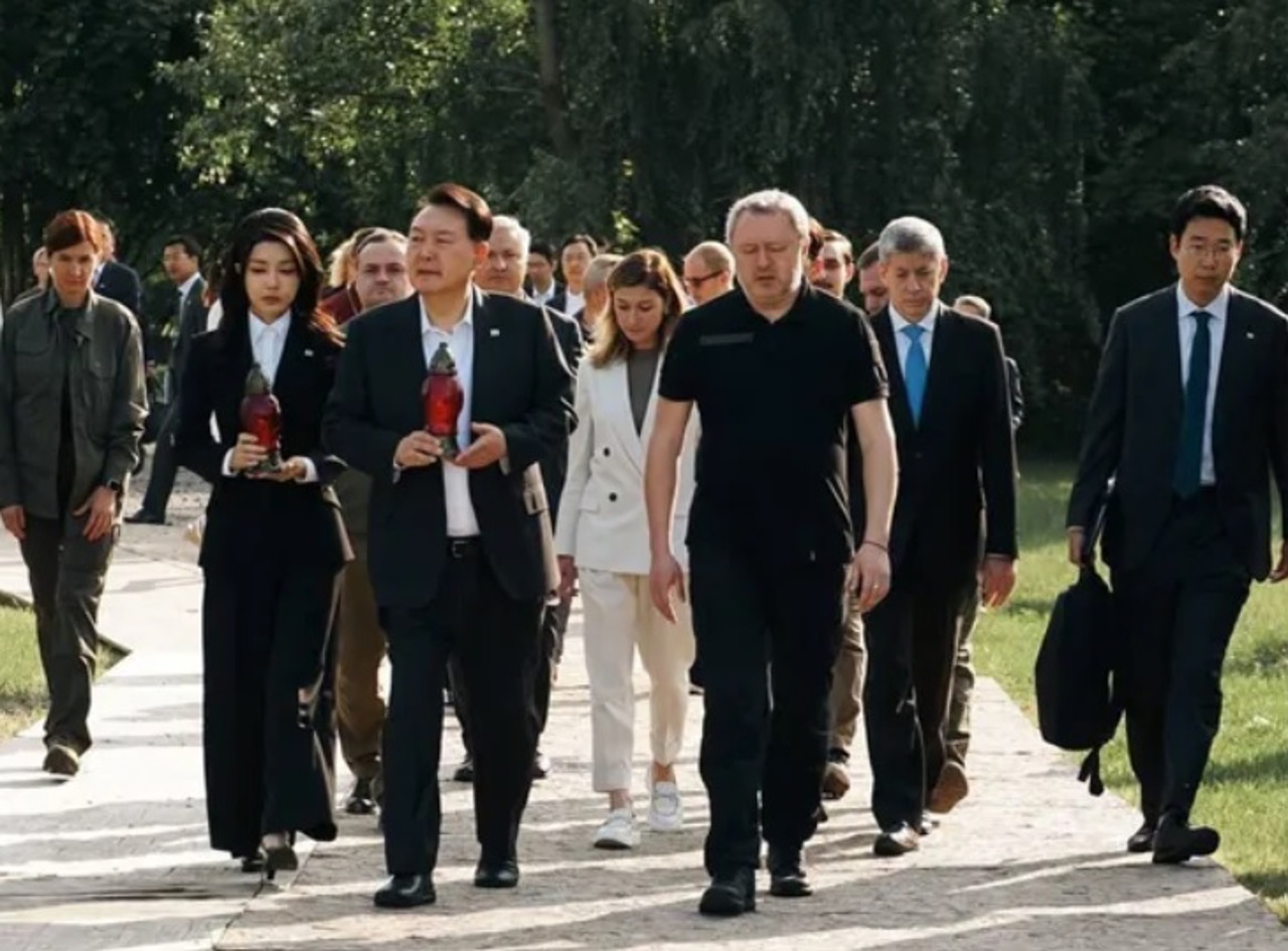 Președintele sud-coreean a sosit în Ucraina. El a vizitat Bucea și Irpeni