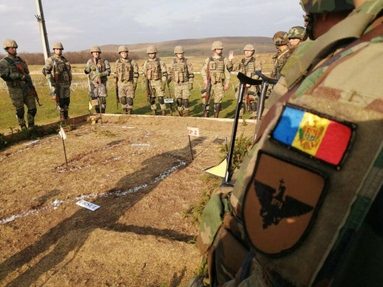 Discuții în contradictoriu privind necesitatea consolidării capacităților de apărare a Republicii Moldova în contextul neutralității