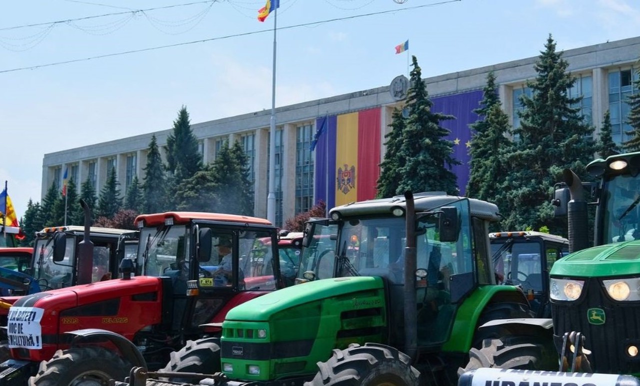 Fermierii vor avea o întrevedere cu ministrul Agriculturii: vor discuta despre creditele bancare și datoriile față de furnizori