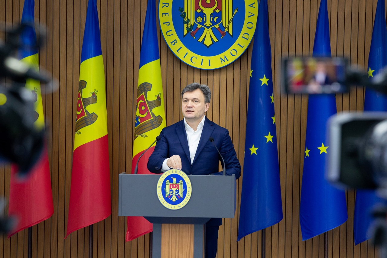 Prime Minister Dorin Recean urges citizens to vote on October 20: "It's very important"