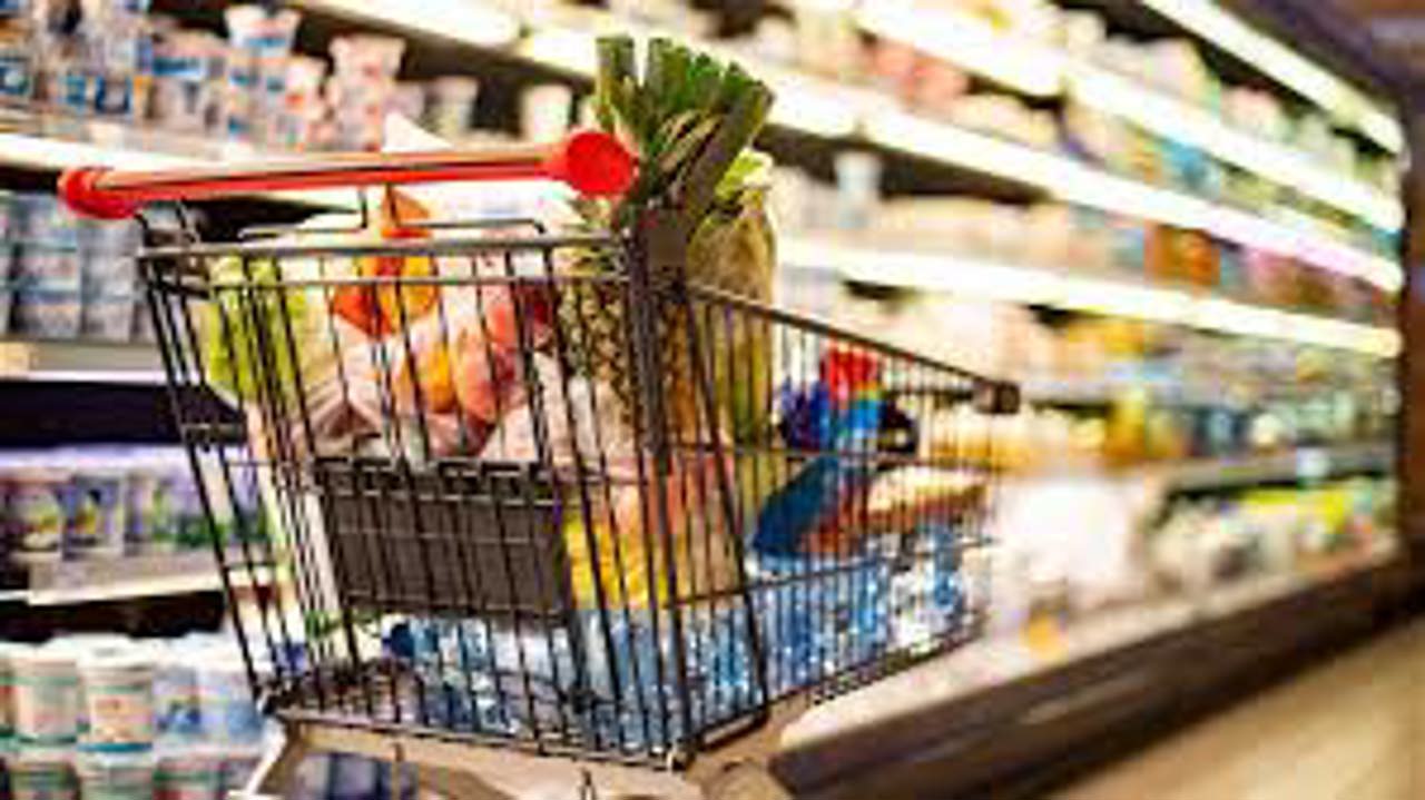 Experți: Intervenția asupra adaosurilor comerciale este justificată doar în condiții de criză