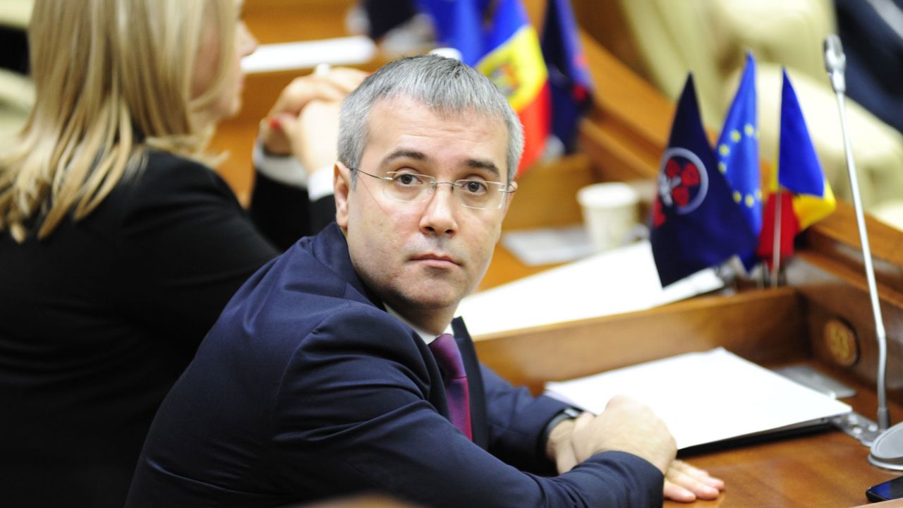 De la comuniști la democrați cu milioane nejustificate: Reacția fostului deputat Sergiu Sîrbu, care a ajuns pe banca acuzaților pentru îmbogățire ilicită