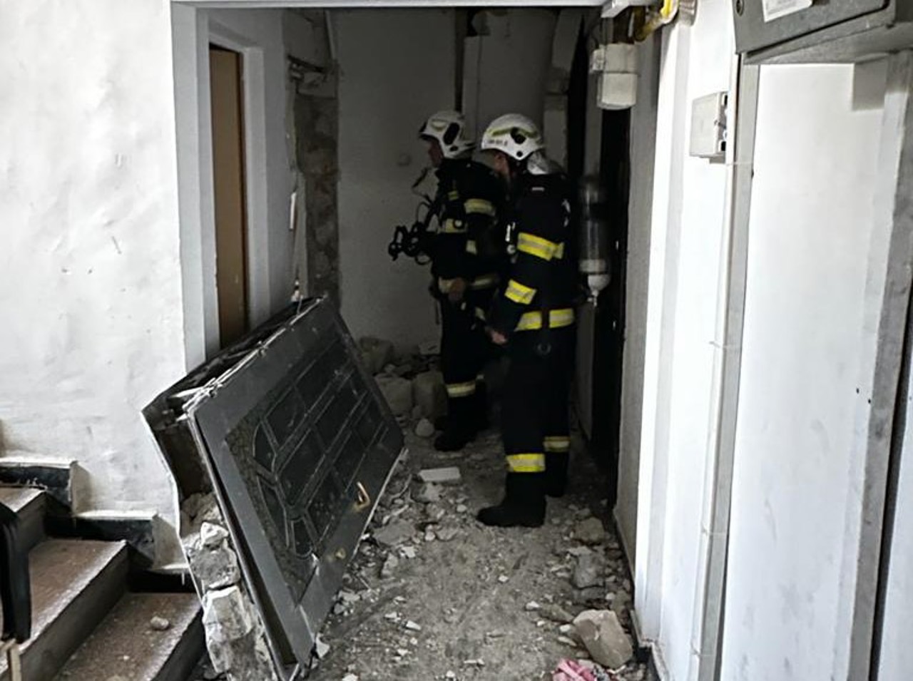 Explosion in an apartment in Bucharest: A woman was transported to the hospital with burns on her face