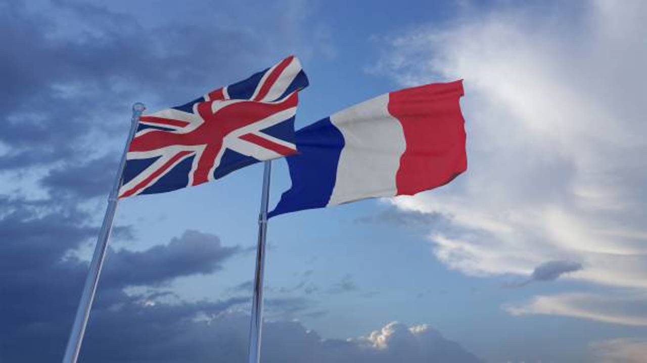 Corespondență Dan Alexe // Cordiala Antantă: Parisul și Londra vor să extindă scutul nuclear la scara întregii Europe
