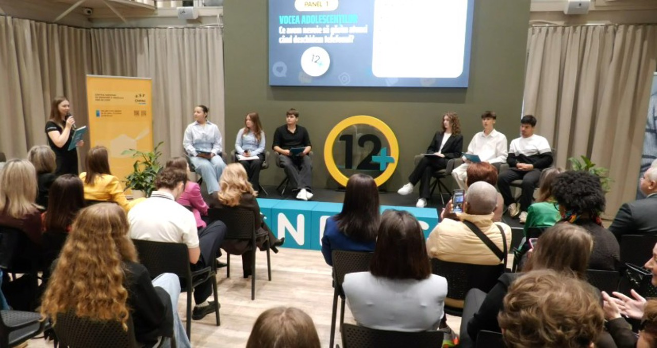 Sprijin la un click distanță pentru adolescenți: Aplicația „12 PLUS”, lansată la Chișinău de CNPAC