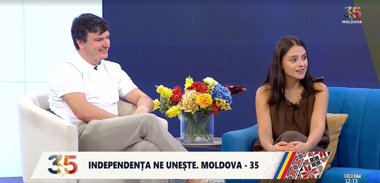 O familie din R. Moldova, cu drapelul în geantă pe șapte continente: „Nu s-a pus problema niciodată să nu revenim”