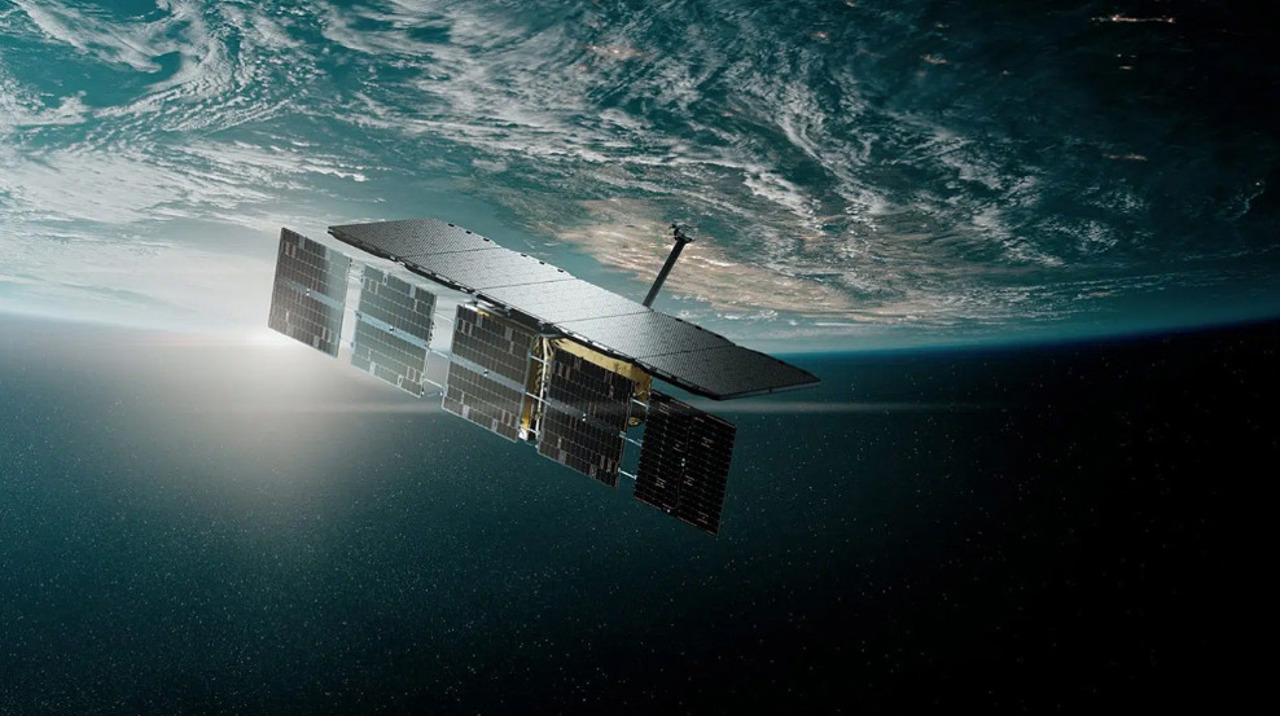 Un satelit militar rusesc s-a apropiat la 26 de metri de un aparat finlandez care transmite date Ucrainei