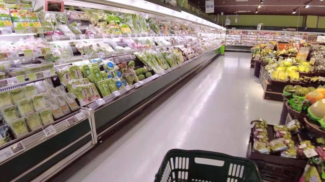 Un atac cibernetic a afectat sute de supermarketuri din Franța: Pierderile sunt estimate la milioane de euro 