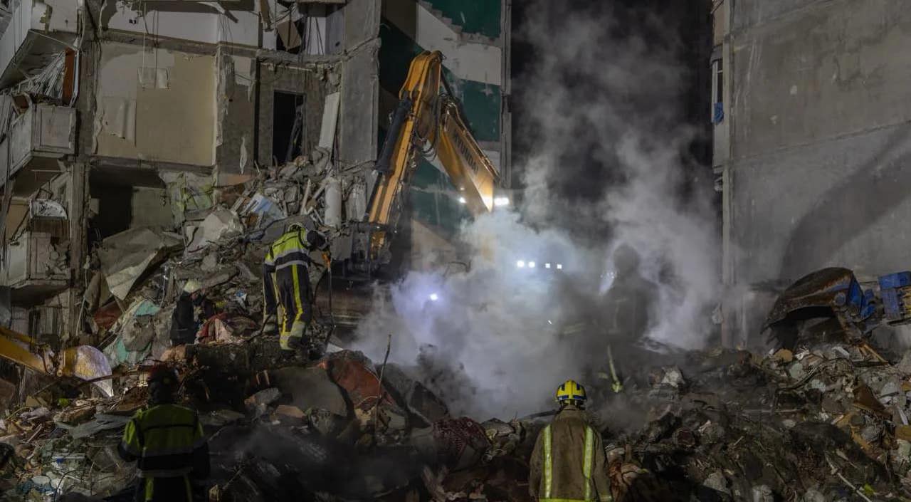 Bilanț tragic la Kiev după ultimul atac devastator al rușilor: Numărul victimelor a depășit 20 de persoane