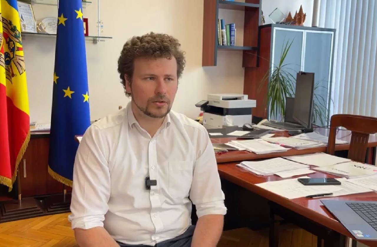 Ministerul Educației propune ca manifestațiile de 1 septembrie să nu fie mai lungi de 45 de minute