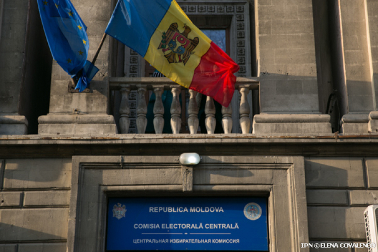 Un partid și doi candidați independenți au depus cererile de înregistrare pentru parlamentare 