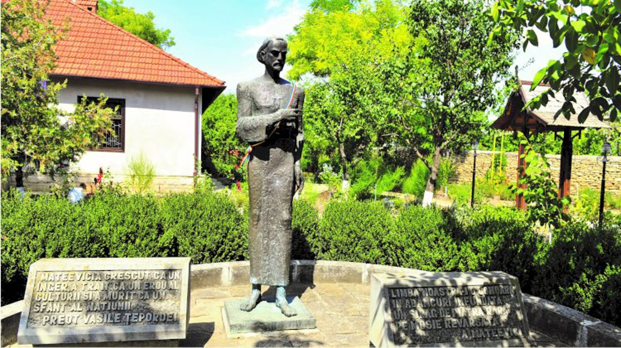 Romania honours Moldovan Memorial House for cultural ties
