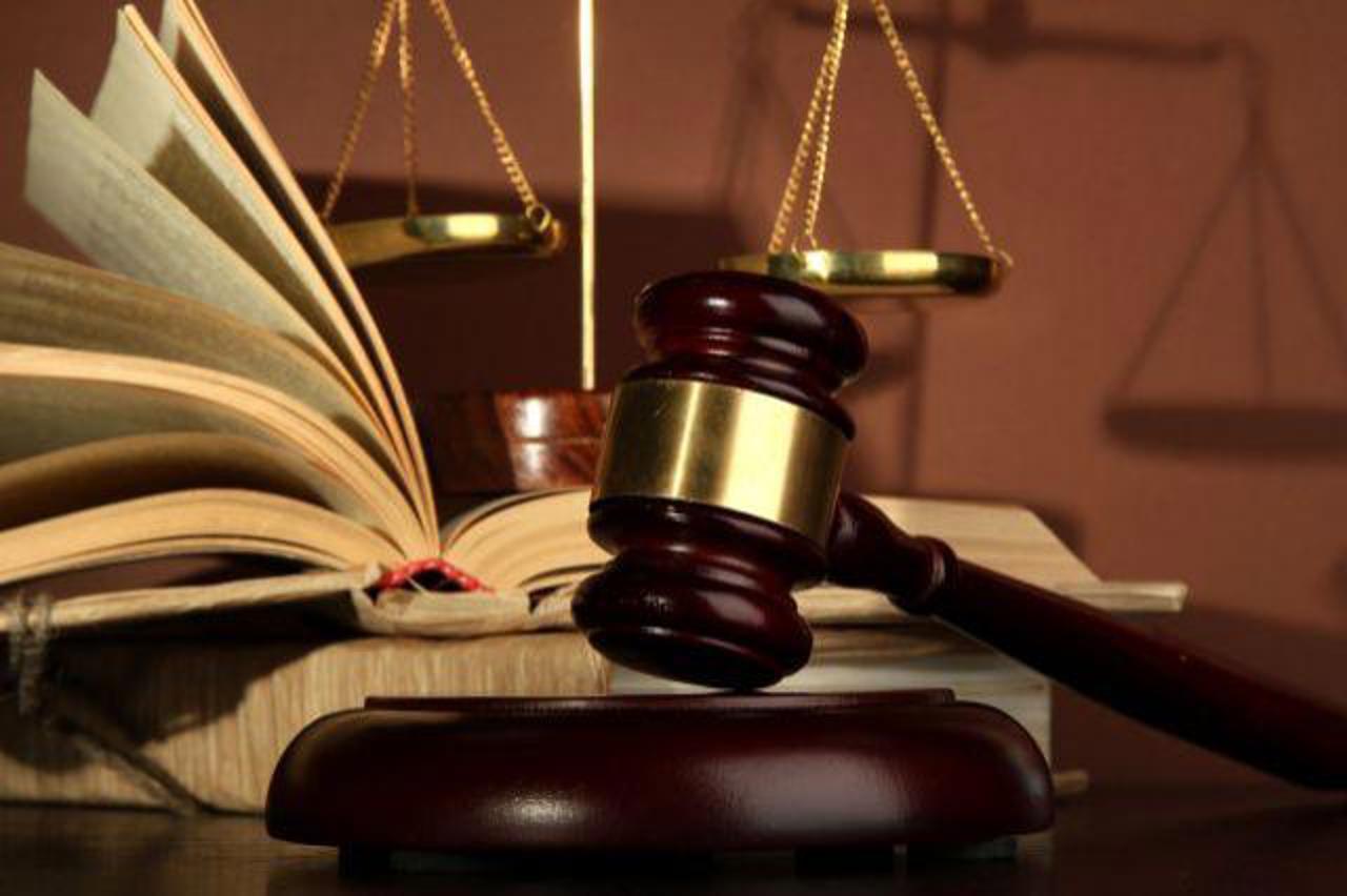 Dosarul licitațiilor trucate la Agenția Rezerve Materiale: Șapte persoane, acuzate că ar fi prejudiciat statul cu 3,7 milioane de lei, achitate