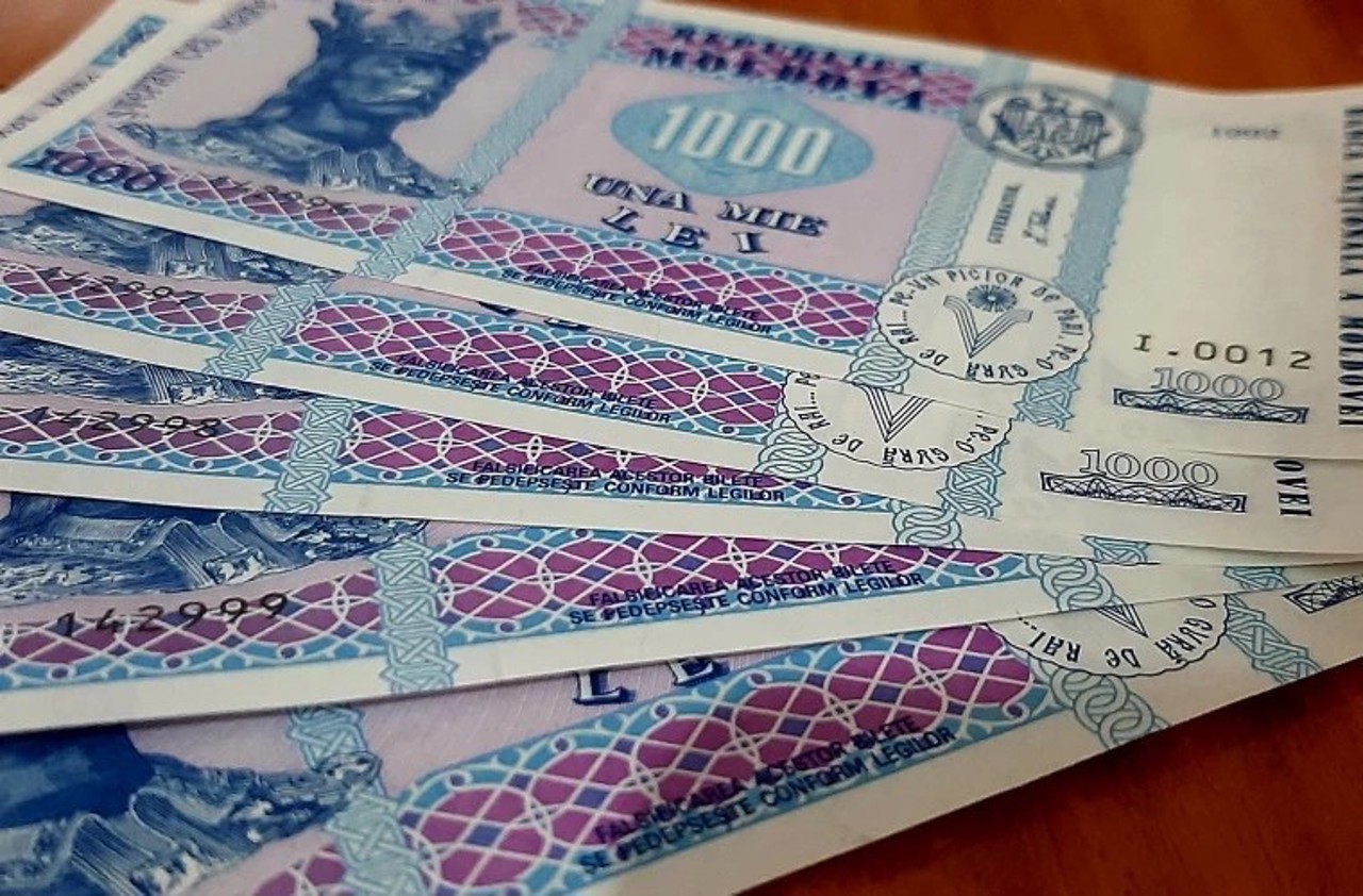 Curtea de Conturi: R. Moldova folosește creditele externe pentru consumul public, în detrimentul investițiilor