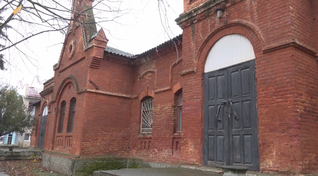 O clădire istorică din Fălești va deveni un centru cultural modern, cu sprijin european