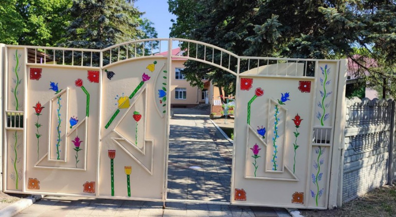 La 100 de locuri, doar 70 de copii în grădinițe: Câți copii au frecventat instituțiile de educație timpurie în 2025 