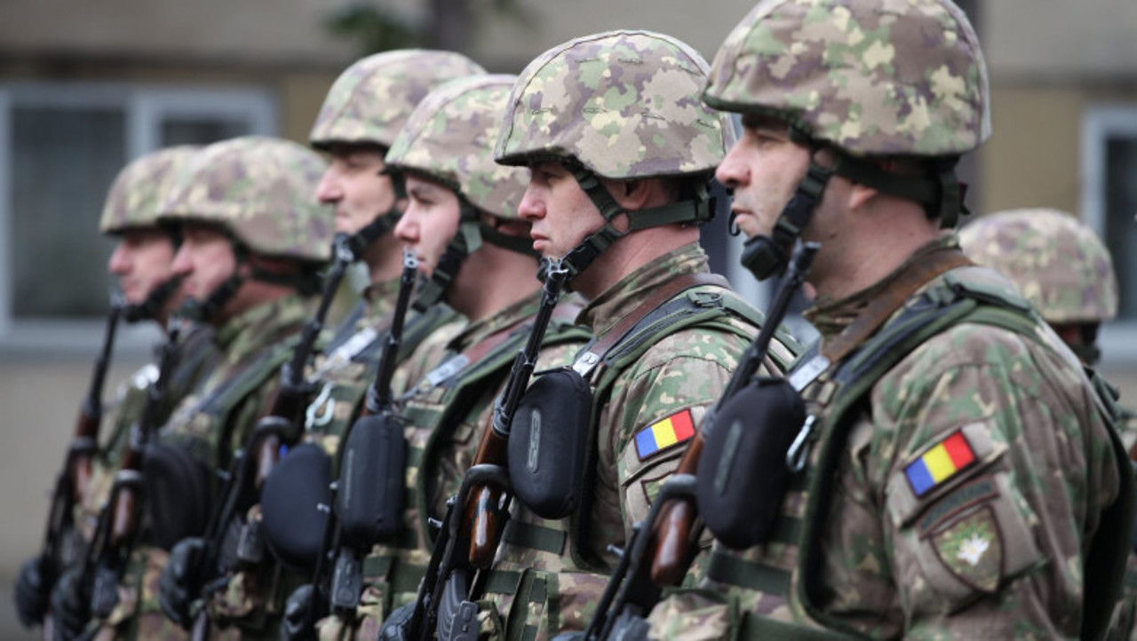 NATO extinde infrastructura strategică spre Est. România primește peste 2 miliarde de euro pentru rețeaua de combustibil