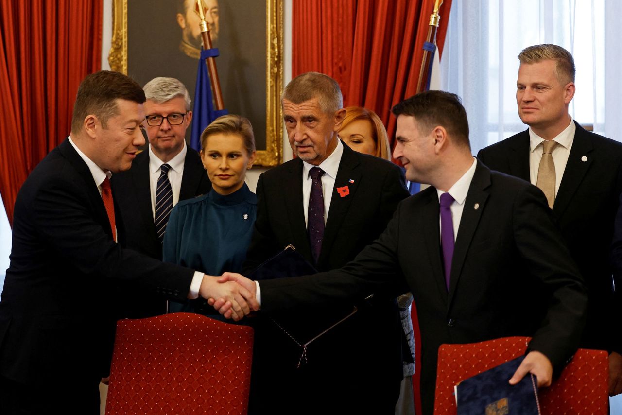 Andrej Babiš returns as Czech PM, signals halt to Ukraine aid