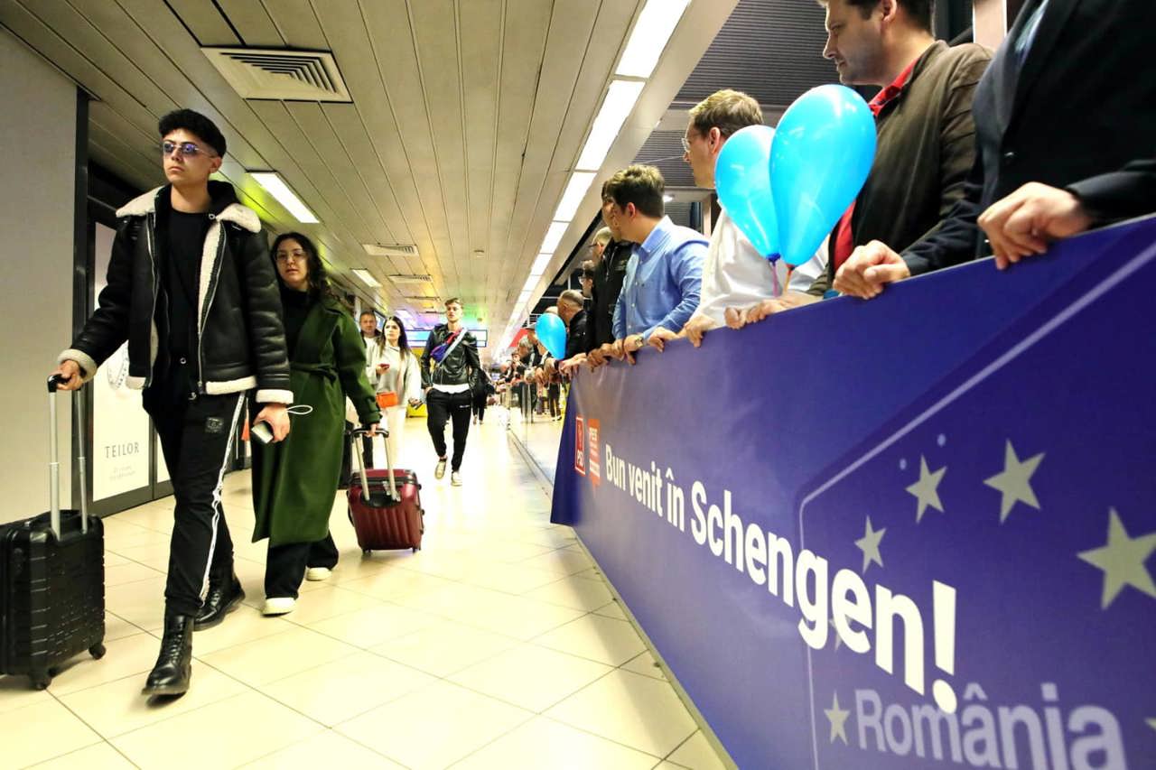 Expert: Aderarea României la spațiul Schengen aerian și maritim va aduce anumite avantaje agenților economici din Republica Moldova