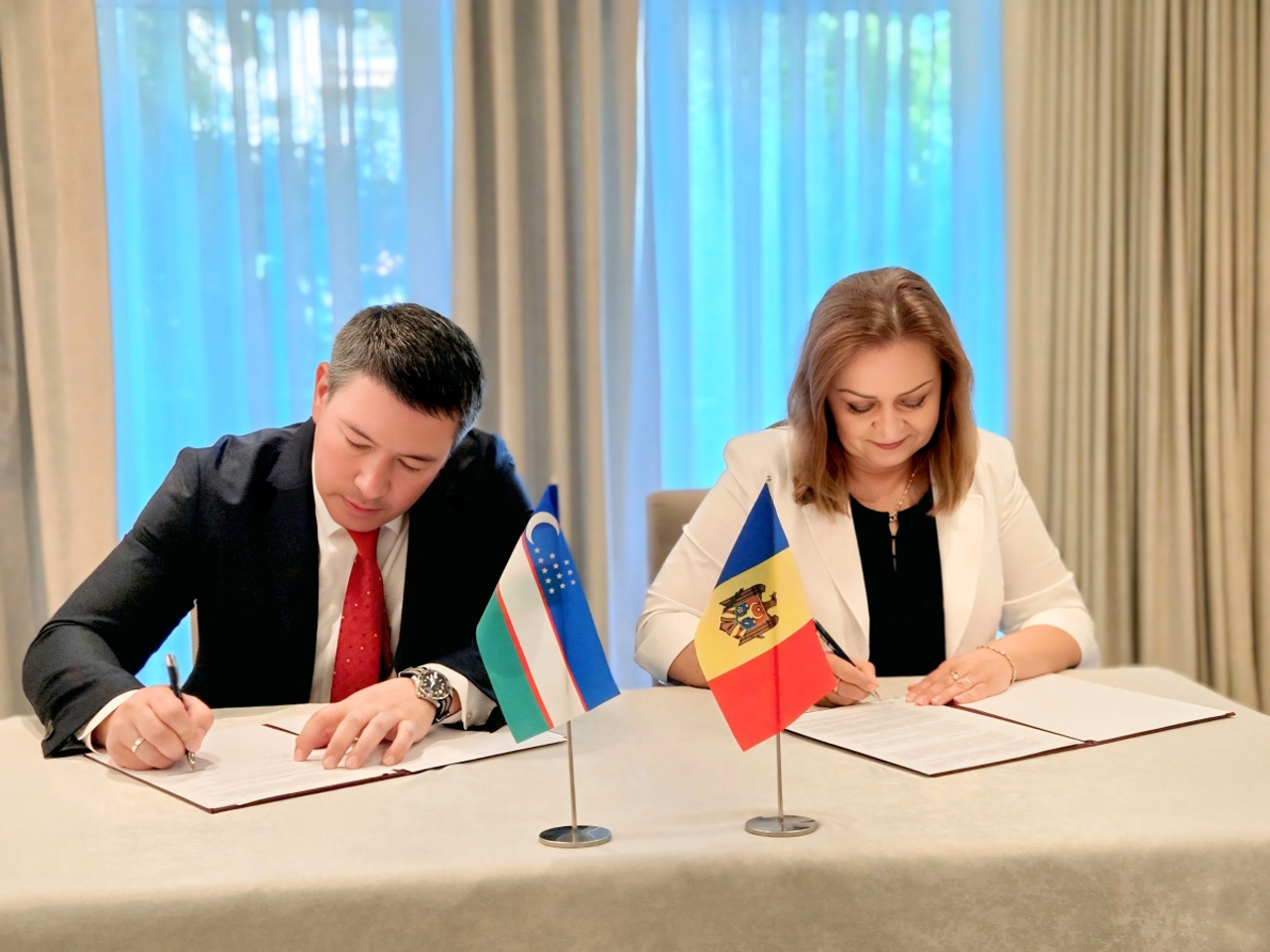 Transportatorii moldoveni ar putea beneficia de condiții mai avantajoase în Uzbekistan