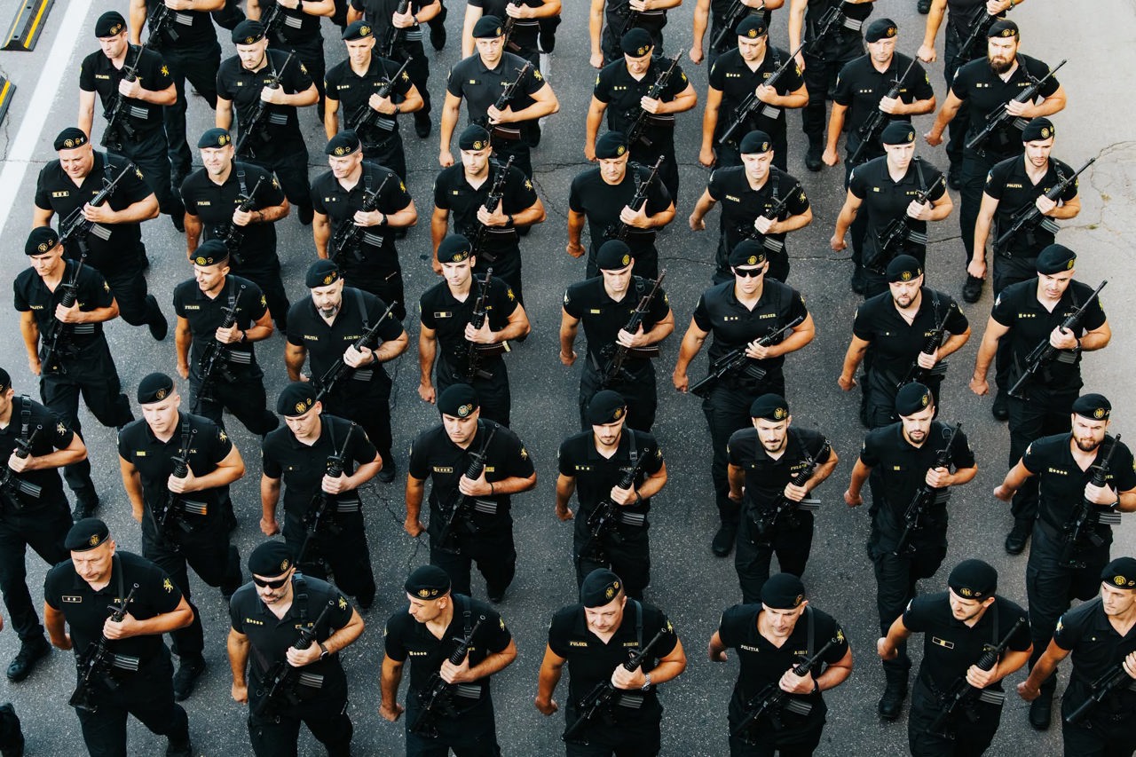 Restricții de circulație în centrul capitalei: Tehnica militară iese la antrenamente de la ora 22.00