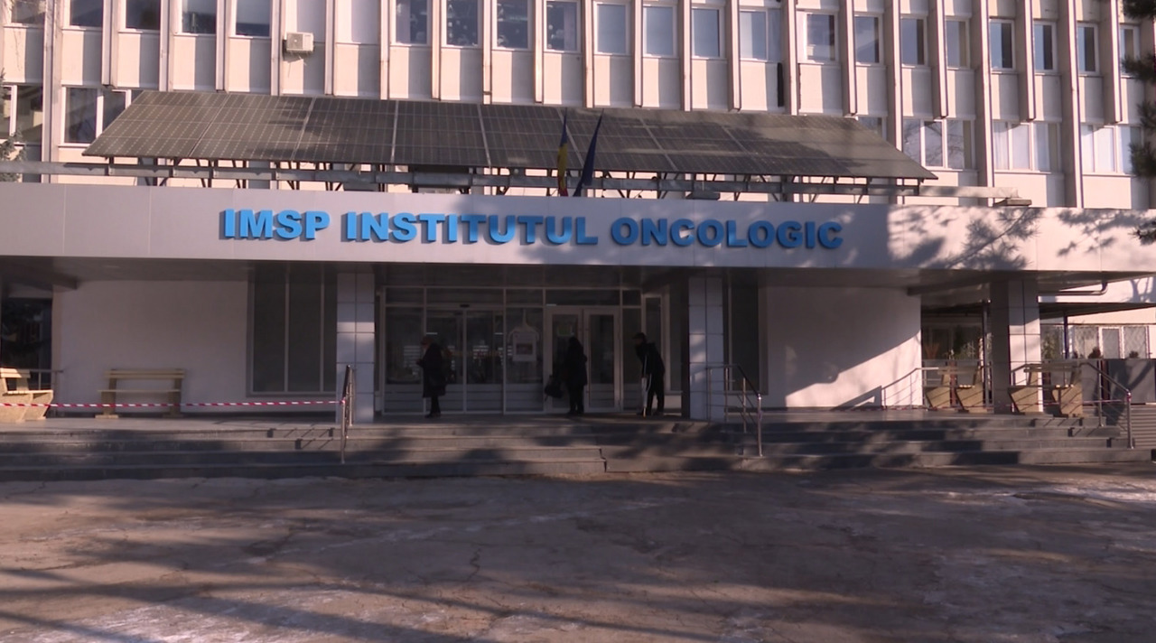 Institutul Oncologic introduce o metodă imagistică avansată pentru tratarea cancerului de piele