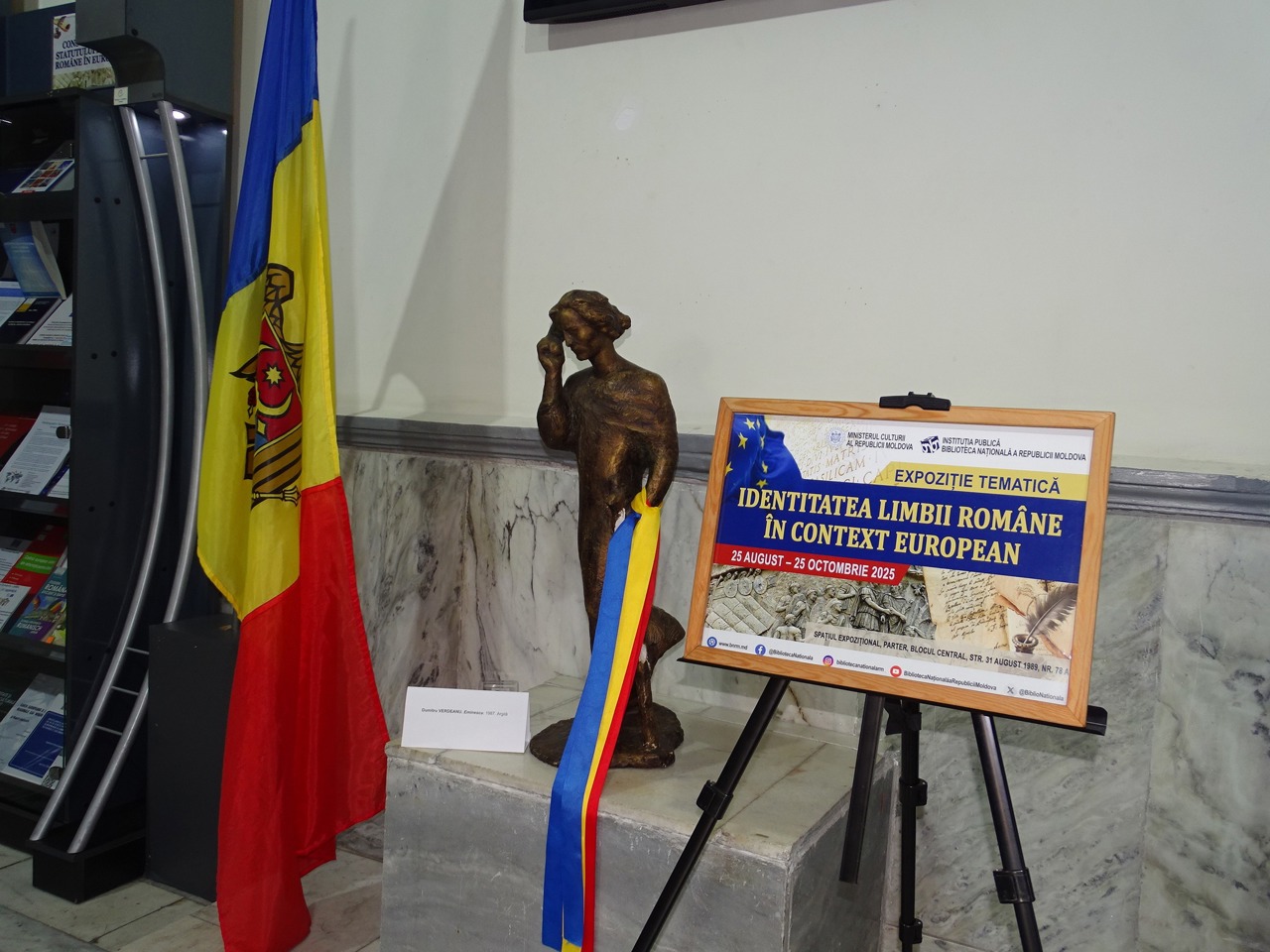 Expoziție inedită la Chișinău, cu ocazia Zilei Limbii Române: singura limbă latină vorbită în estul Europei