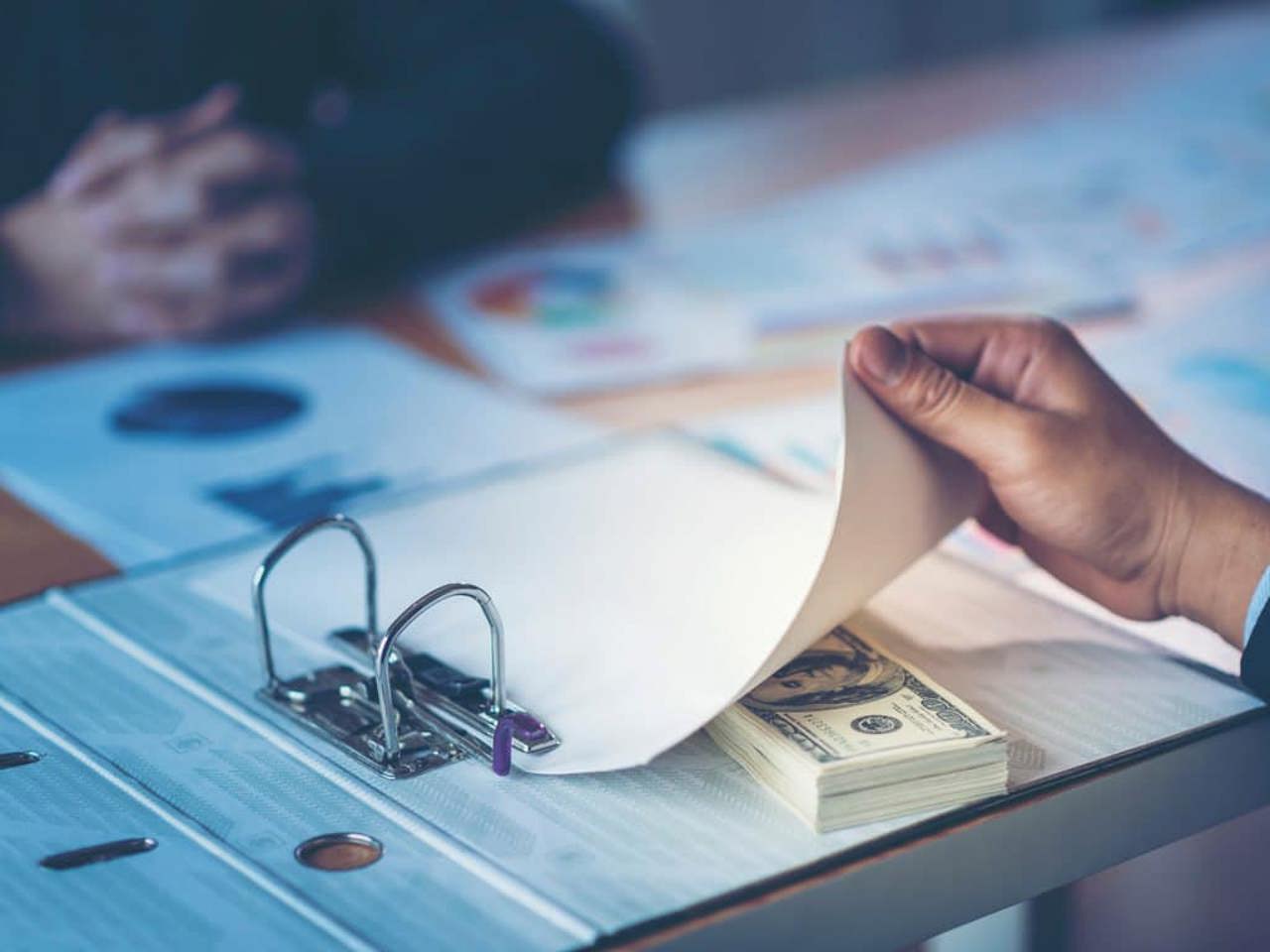 Starea corupției în România: raport al Consiliului Europei și «poziția de putere» a președintelui Iohannis 