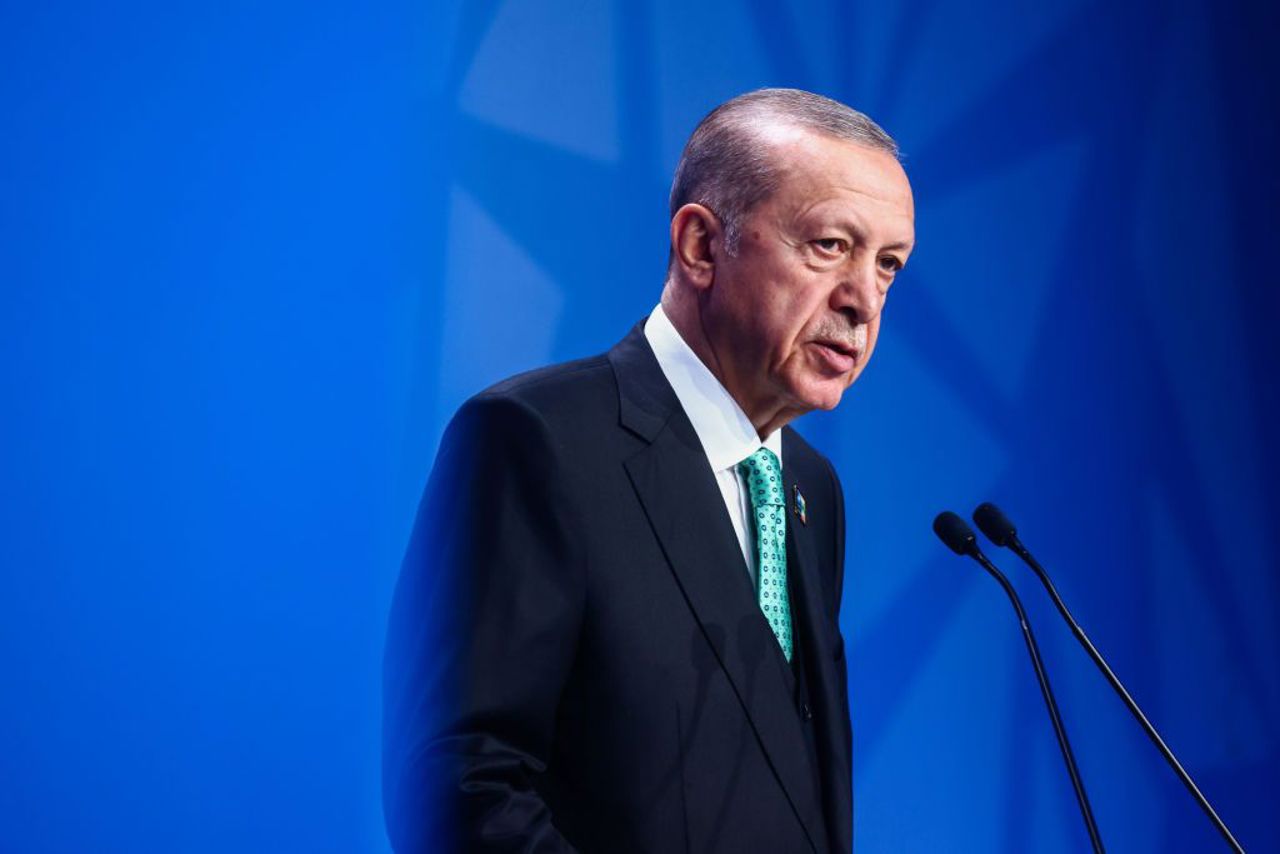 Erdogan: Turcia va ratifica aderarea Suediei la NATO dacă SUA aprobă vânzarea avioanelor F-16 către Ankara