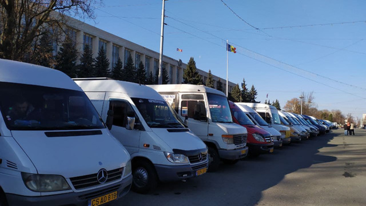 Săptămâna viitoare transportatorii vor organiza proteste dacă nu vor fi anulate unele modificări legislative