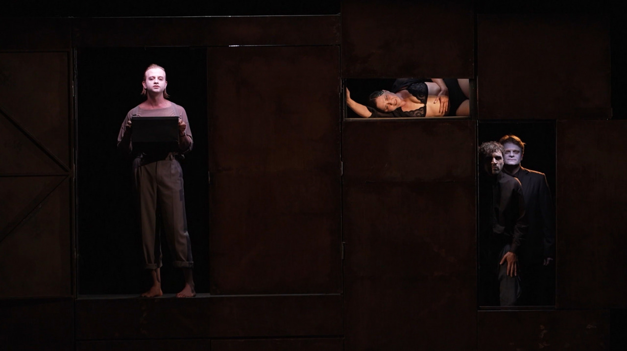 Teatrul din Kiev, pe scena de la Chișinău: „Caligula”, un spectacol despre tiranie și libertate