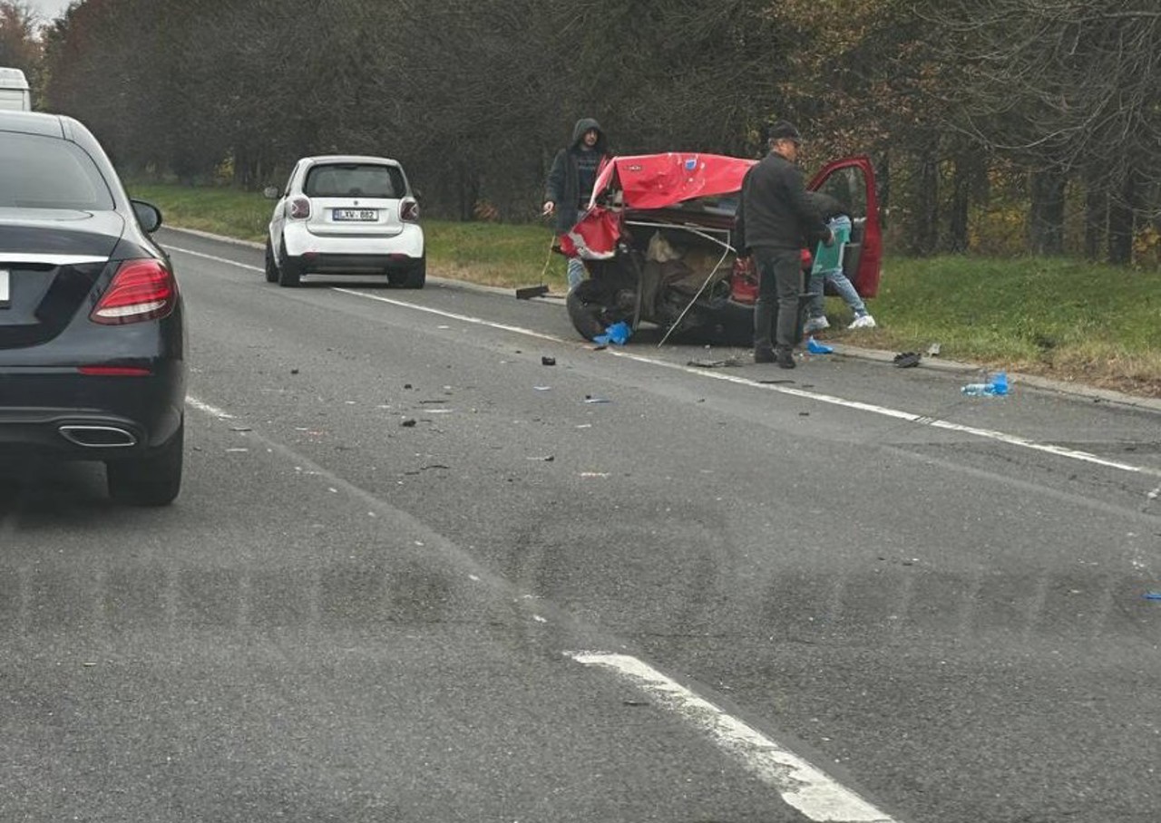 Două automobile s-au ciocnit la Stăuceni// O persoană a fost transportată la spital 