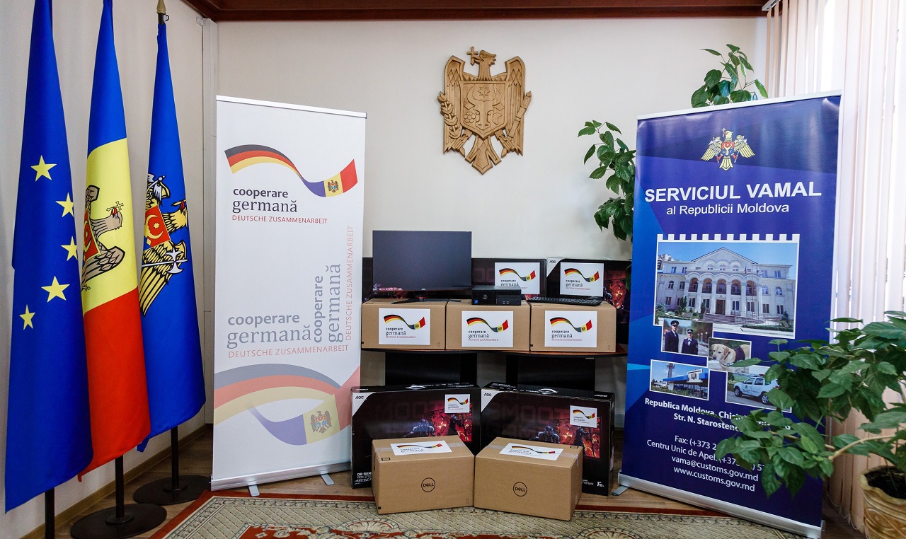The Customs Service received a donation of 150 computers