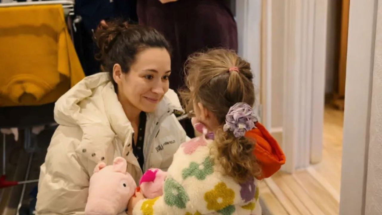 Kidnapped Ukrainian girl reunited with her mother after four months of international search