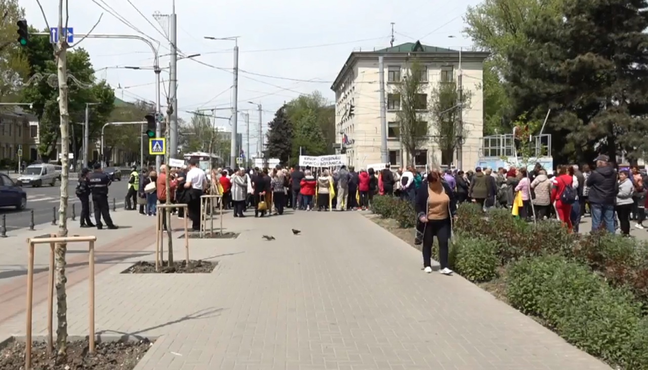 UPDATE // Protest organized by the Movement for the People: The demonstration ended with the adoption of a resolution