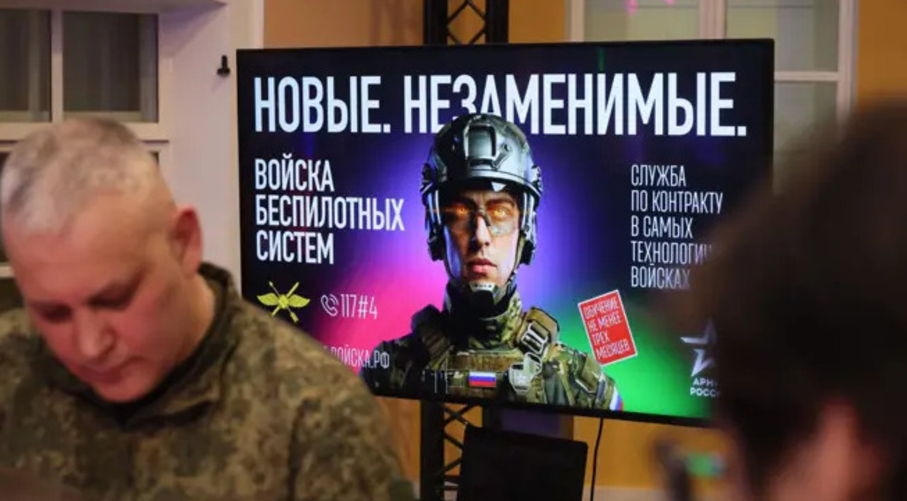 Russian universities push students into military contracts