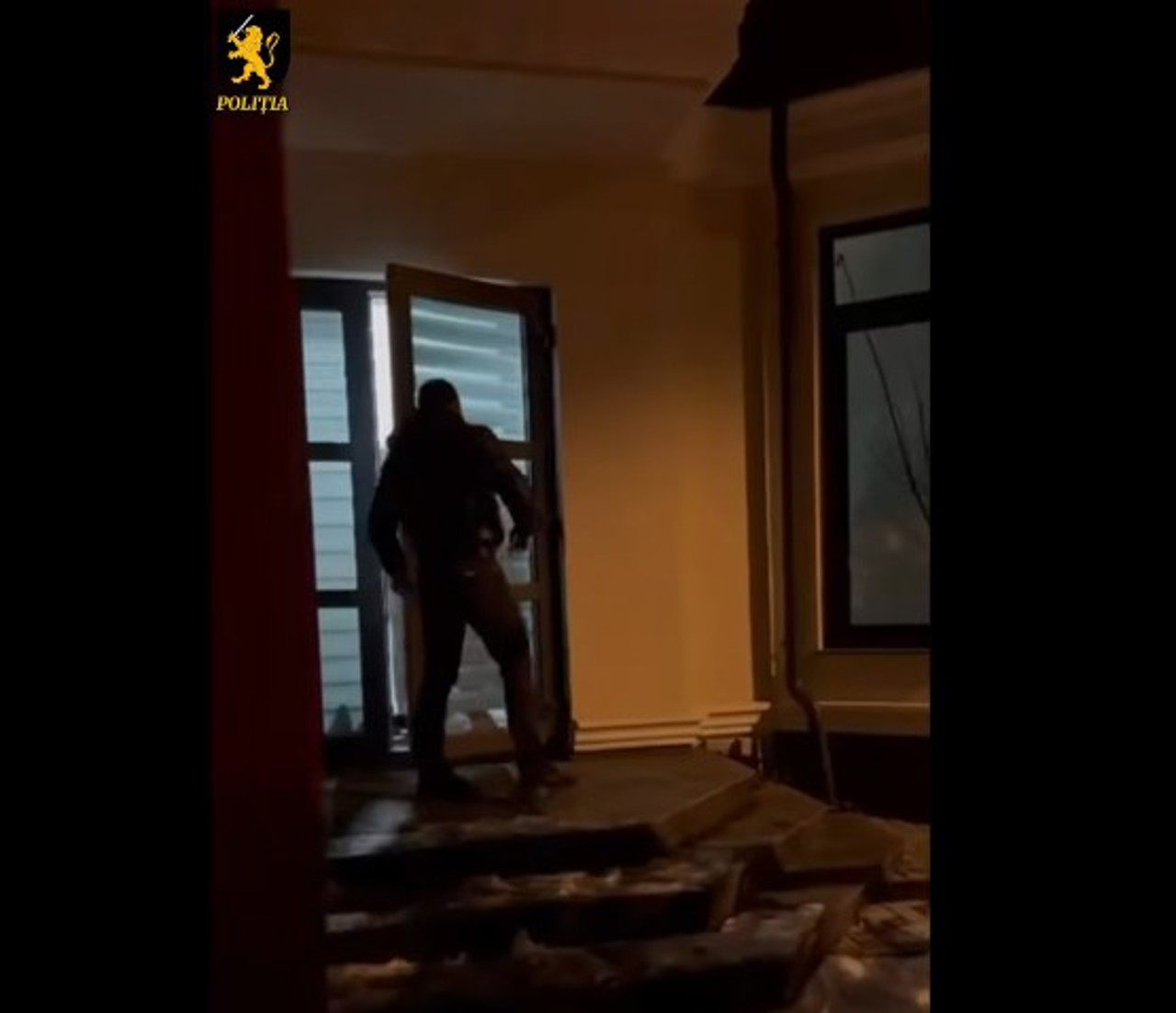 Пять человек задержаны по делу о наркопритоне в секторе Ботаника