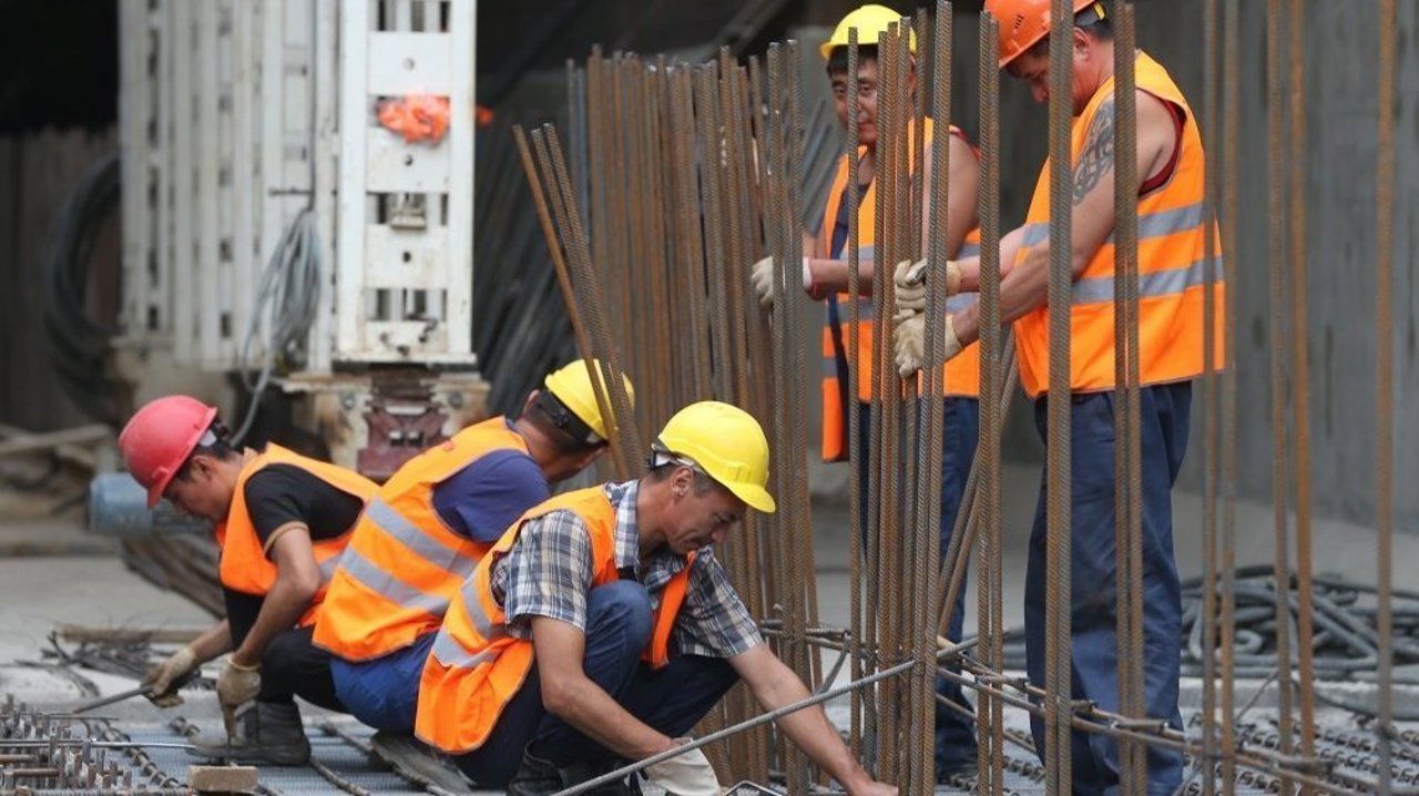 Permisele de muncă ale unor lucrători străini din Israel, inclusiv moldoveni, ar putea fi prelungite automat