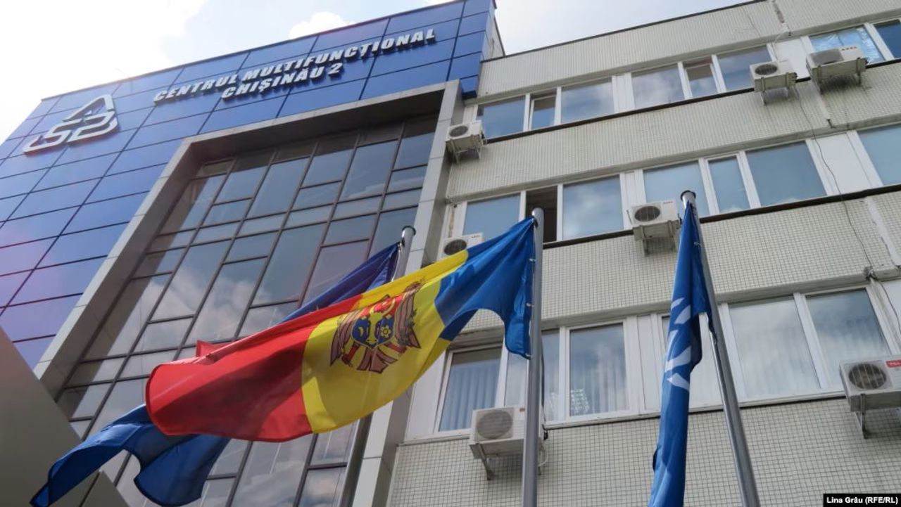 Președintele Parlamentului: Avalanșa de cereri de cetățenie după invazia Rusiei a impus intervenții ferme