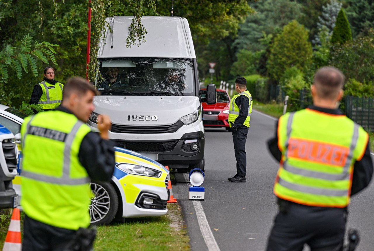 Poland, Czech Republic to tighten border controls with Slovakia