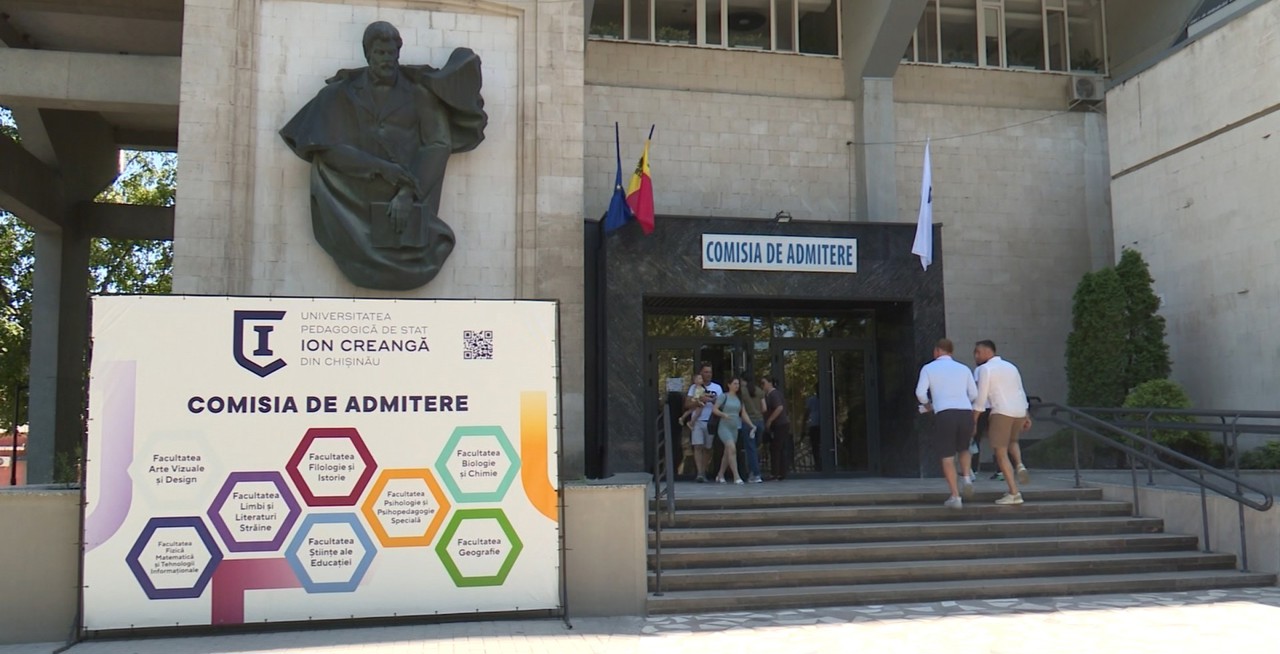 Moldovan students rush to secure 9,000 state-funded university seats