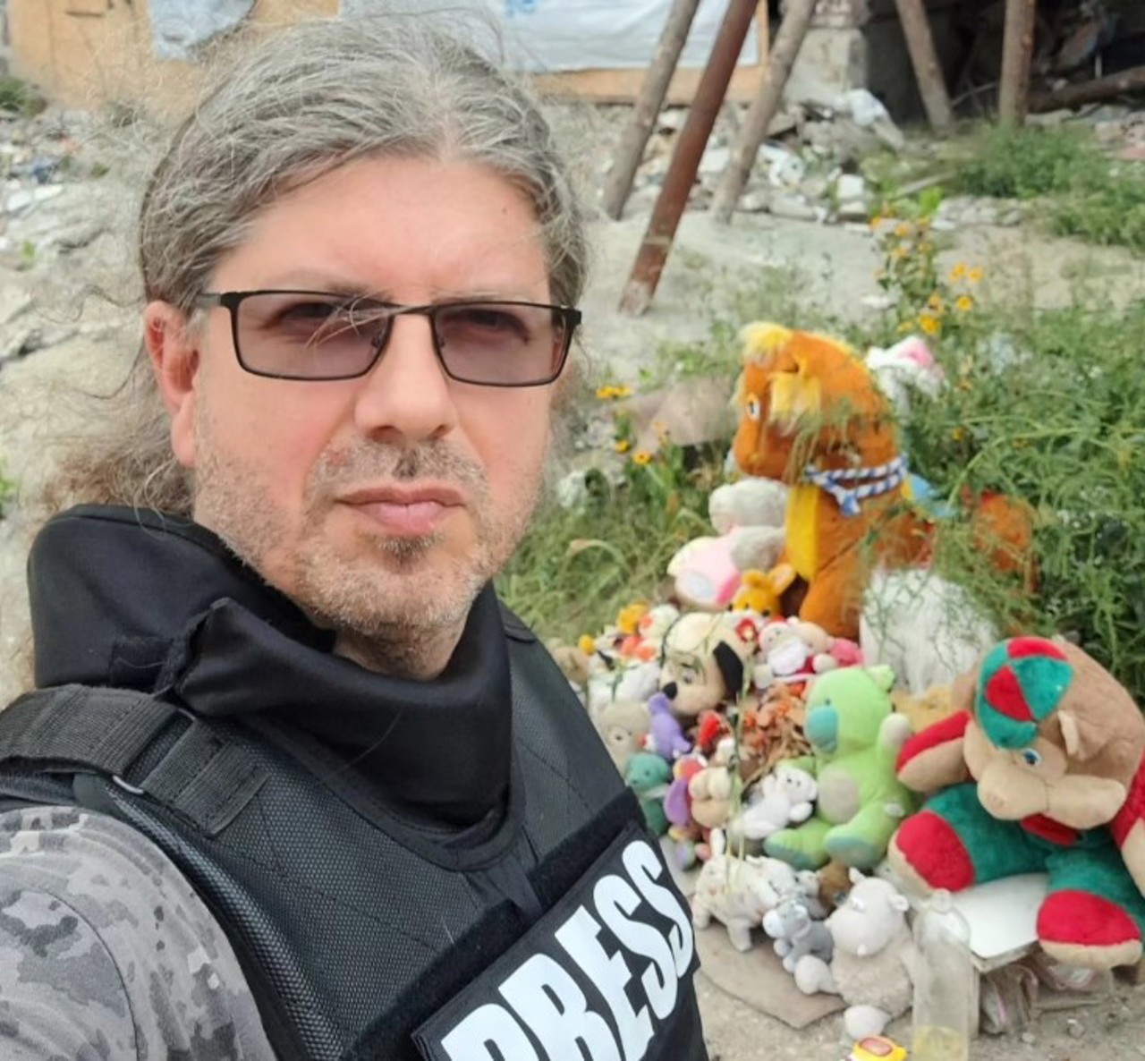 Fost deputat român, corespondent de război în Ucraina. Remus Cernea: „Cerul senin în zonele de război este periculos”