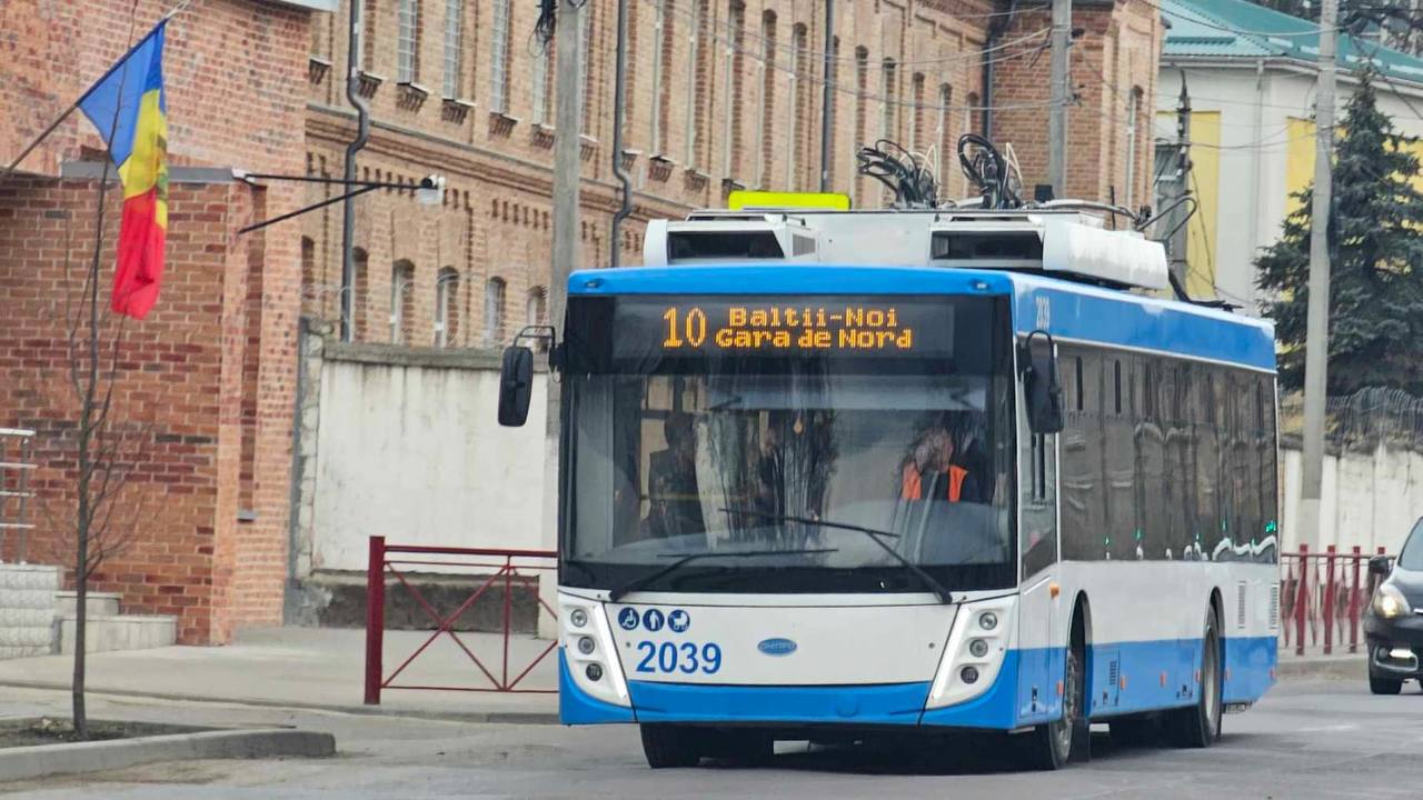 Locuitorii din Bălți vor călători gratuit cu transportul public în fiecare zi de miercuri